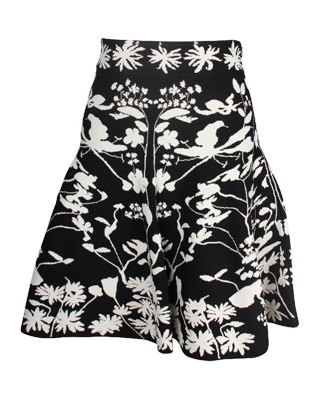 Women's Travel Garments Alexander McQueen Floral Jacquard-knit Flared Knee-length Skirt in Black Viscose