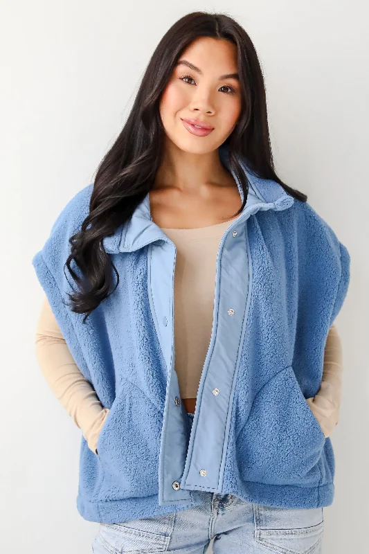 Timeless Women's Outfit Winter Winds Sherpa Vest