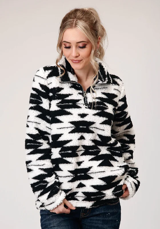 Sustainable Women's Apparel Roper Womens Black/White Polyester Polar Fleece Aztec Jacket