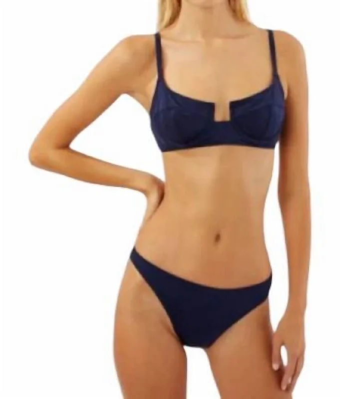 Women's Wedding Apparel Harley Bikini Top In Blu Scuro Matte