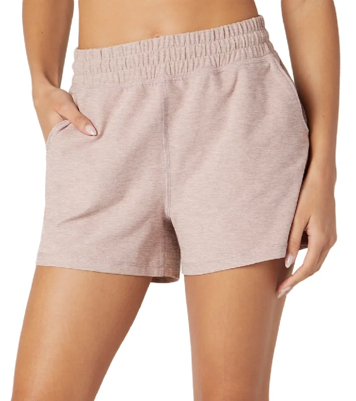 Women's Relaxed Clothes Beyond Yoga Spacedye Trek High Waisted Short Chai