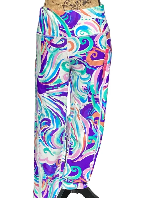 Women's Seasonal Apparel Cecilia Cropped Leggings In Ocean Waves