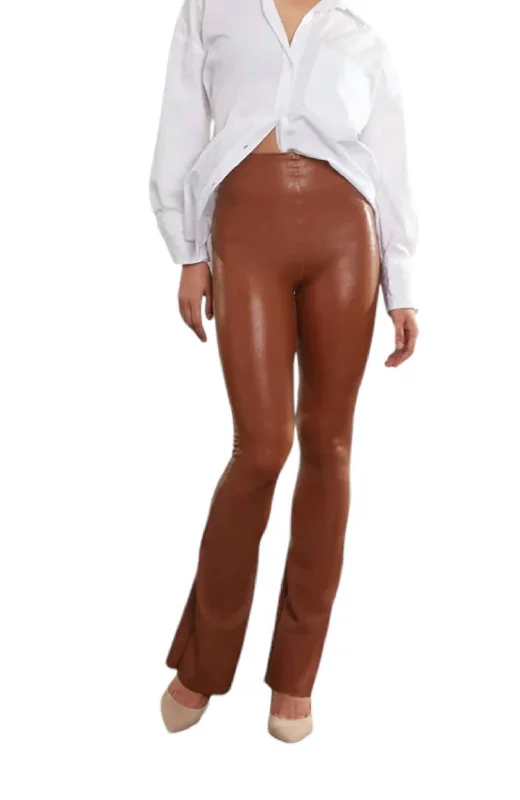 Women's Plus-Size Outfit Faux Leather Flare Legging In Cocoa