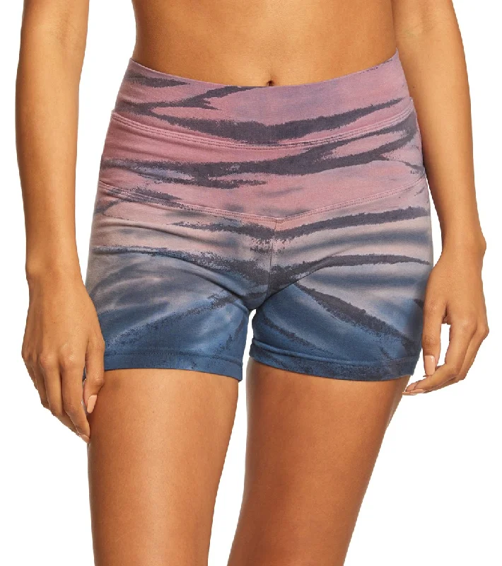 Women's Travel Apparel Hard Tail High Rise Yoga Booty Shorts Rose/Mauve Rainbow Horizon