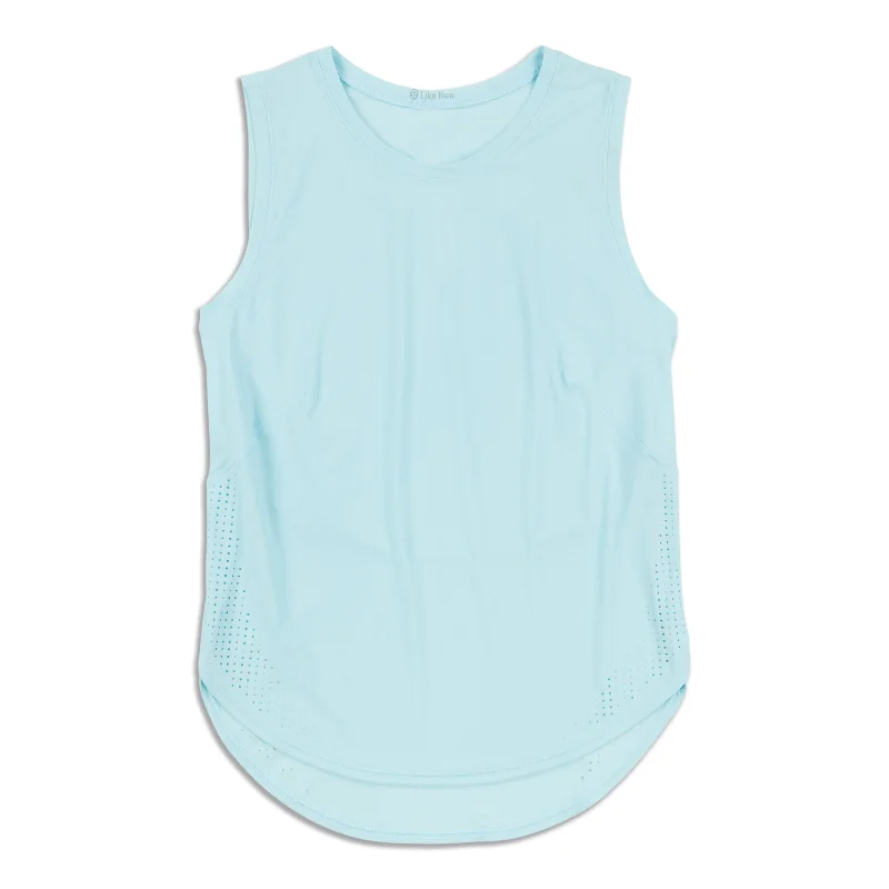 Women's Seasonal Garments High Neck Split Hem Run Tank - Resale