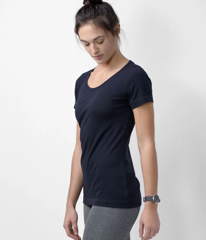 Women's Festive Attire Pima Scoop Neck Tee