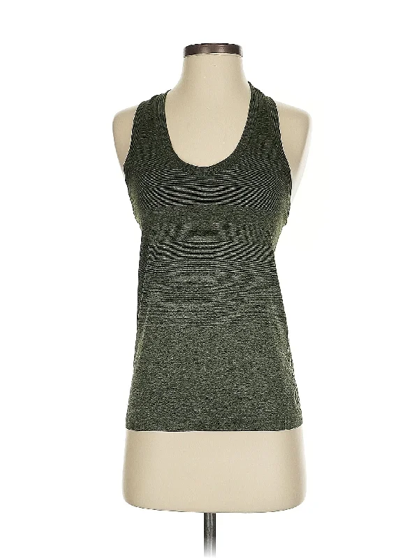 Women's Outerwear Attire Tank Top