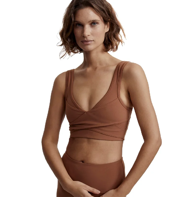 Modern Women's Outfit Varley Let's Move Kellam Bra Rawhide