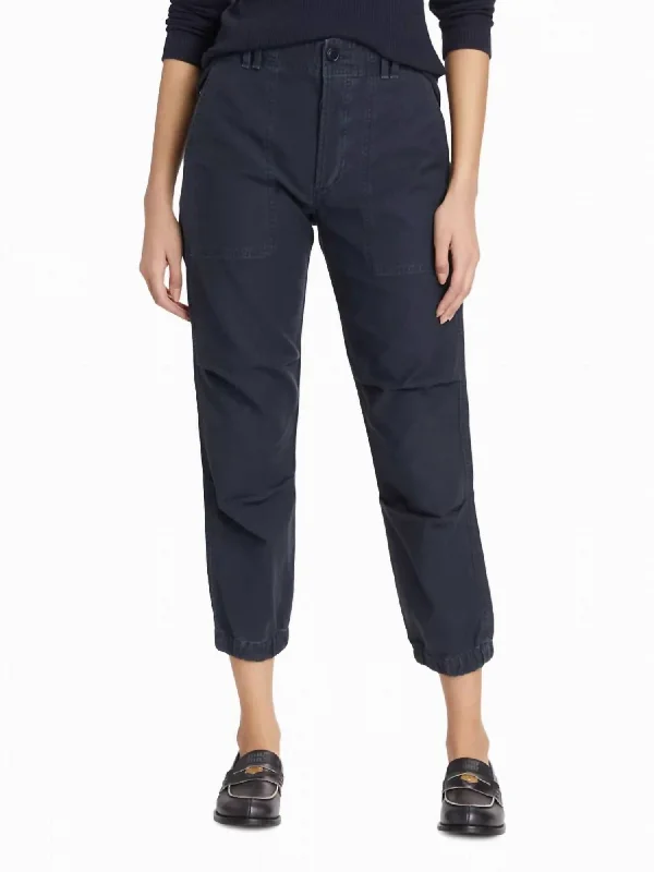 Women's Travel Outfit Set Agni Utility Trouser In Washed Marine